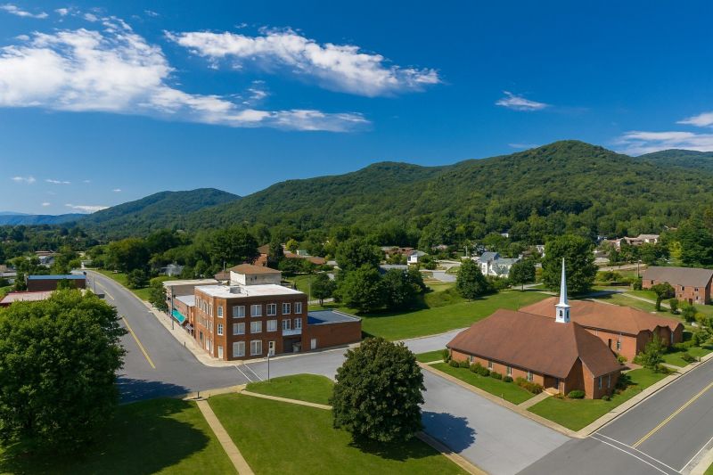 Local Sunroom Installation in Burnsville, NC